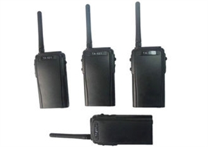 Image de Waterproof Digital Handheld Two Way Radios / Walkie Talkie Headset