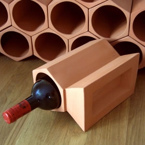 Picture of TERRACOTTA - THE NATURAL WAY TO STORE WINE