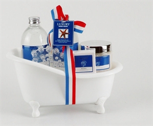 Image de OEM   ODM bubble bath gift set in bath tube, hydrate your skin radiant glow