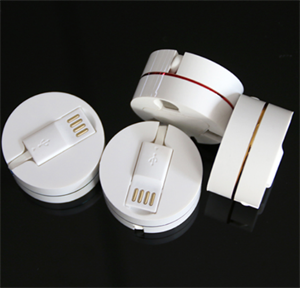 Three-in-one Round Box Data Cable Double Stretch Retractable Power Cable の画像