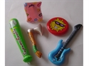 Picture of Guitar and Microphone