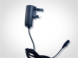 Picture of NDSi ac adapter(3 flat pins)