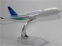 Изображение Garuda Indonesia Airbus Scale Metal Diecast Model Airplane