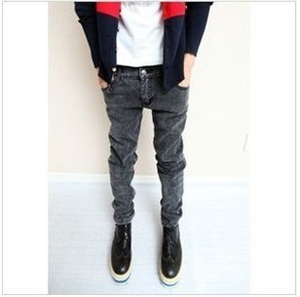 Picture of gray colour men boo tcut jeans MB007