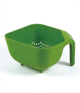 PLASTIC BASKET